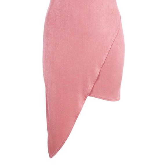 boohoo Rose Pink Plus Lois Asymmetric Midi Dress - Picture 4 of 5